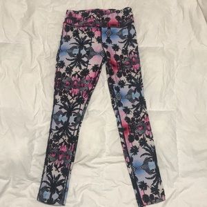 Printed yoga pants/athletic leggings
